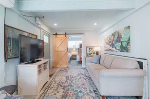 1021 Redfish St, Hitchcock, TX 77563 - Photo 7