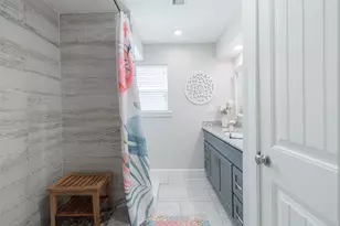 1021 Redfish St, Hitchcock, TX 77563 - Photo 23