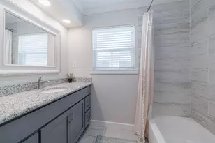 1021 Redfish St, Hitchcock, TX 77563 - Photo 21