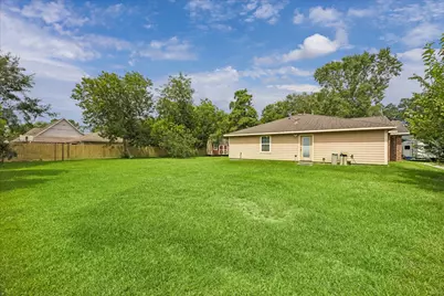 118 Tower Drive, Friendswood, TX 77546 - Photo 15