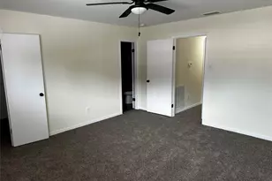 10378 Briar Forest Dr, Houston, TX 77042 - Photo 9