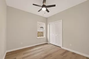 5408 Fairchild St St, Houston, TX 77028 - Photo 15