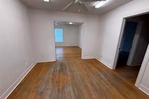 6946 Moss Rose St, Houston, TX 77087 - Photo 11