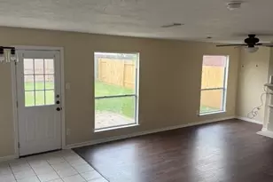 6643 Barker Bend Ln, Katy, TX 77449 - Photo 13