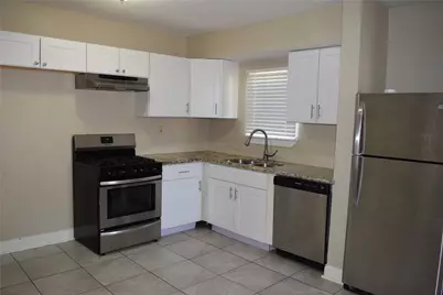 214 E Jack Street, Baytown, TX 77520 - Photo 11