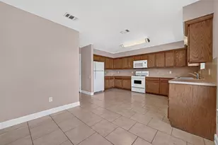 8721 Garrett St, Needville, TX 77461 - Photo 3