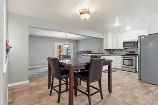 2706 Sweetgum St, Pasadena, TX 77502 - Photo 7