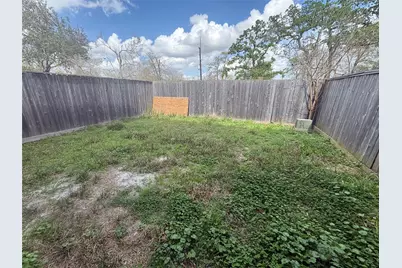 14318 Melody Glen Lane, Houston, TX 77014 - Photo 11