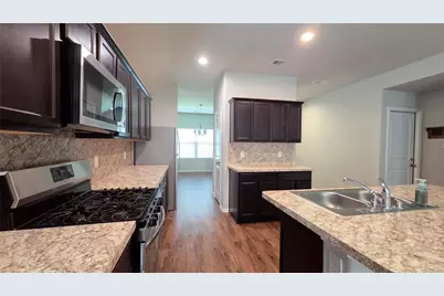 14097 Lake Crescent Drive, Conroe, TX 77384 - Photo 5