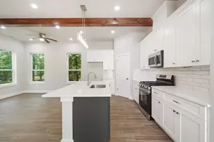 731 Magnolia Point Dr, Houston, TX 77336 - Photo 7