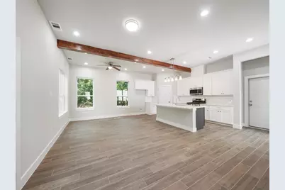 731 Magnolia Point Drive, Houston, TX 77336 - Photo 11