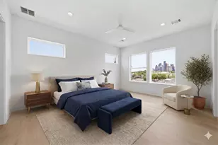 1110 Peden St, Houston, TX 77006 - Photo 7