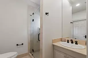 47 Summerwalk Pl, The Woodlands, TX 77381 - Photo 39