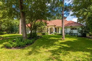 47 Summerwalk Pl, The Woodlands, TX 77381 - Photo 5