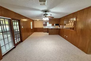1302 Avenue H, Danbury, TX 77534 - Photo 7