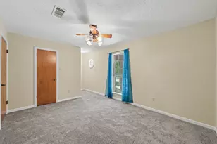 5188 Old Castle Way, Conroe, TX 77304 - Photo 19