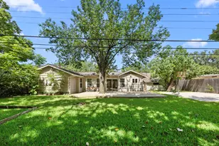 9111 Timberside Dr, Houston, TX 77025 - Photo 35