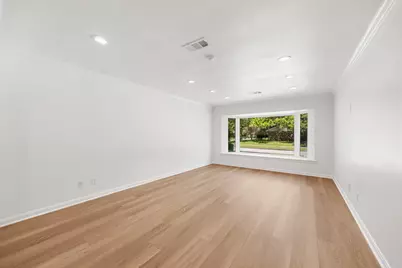 9111 Timberside Drive, Houston, TX 77025 - Photo 13