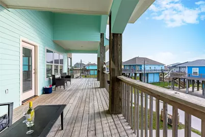 972 S Redfish, Crystal Beach, TX 77650 - Photo 7