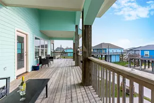 972 S Redfish, Crystal Beach, TX 77650 - Photo 7