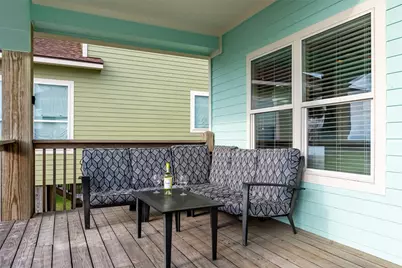 972 S Redfish, Crystal Beach, TX 77650 - Photo 5