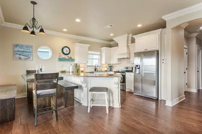 972 S Redfish, Crystal Beach, TX 77650 - Photo 9