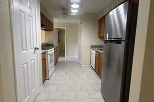 13310 Robinglen Dr, Houston, TX 77083 - Photo 27
