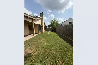 13310 Robinglen Drive, Houston, TX 77083 - Photo 9