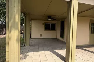 13310 Robinglen Dr, Houston, TX 77083 - Photo 5
