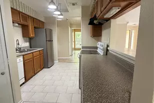 13310 Robinglen Dr, Houston, TX 77083 - Photo 19