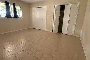 13310 Robinglen Dr, Houston, TX 77083 - Photo 11