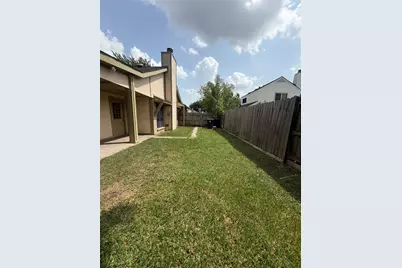 13310 Robinglen Drive, Houston, TX 77083 - Photo 7