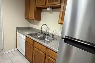 13310 Robinglen Dr, Houston, TX 77083 - Photo 25
