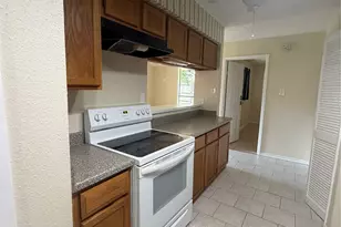 13310 Robinglen Dr, Houston, TX 77083 - Photo 29