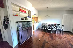 10555 Turtlewood Ct, Houston, TX 77072 - Photo 5