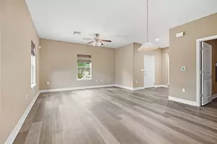 102 20th Ave N, Texas City, TX 77590 - Photo 9