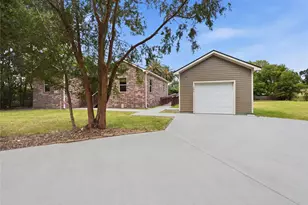 102 20th Ave N, Texas City, TX 77590 - Photo 3