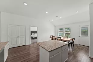 920 Bulwark Dr, Crosby, TX 77532 - Photo 13