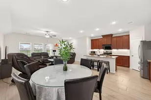 233 Bonita Beach Dr Dr, Katy, TX 77493 - Photo 7