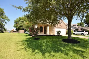 2538 S Park Ave, Pearland, TX 77581 - Photo 1