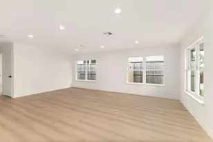 7414 Janak Dr, Houston, TX 77055 - Photo 15