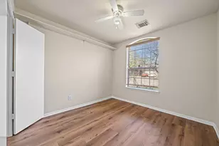 12407 Fox Trace Ln, Houston, TX 77066 - Photo 11