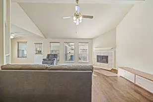 12407 Fox Trace Ln, Houston, TX 77066 - Photo 15