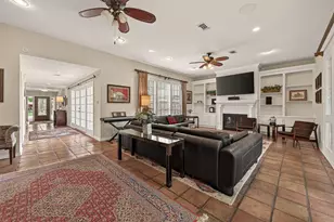 6 Charleston Street S, Sugar Land, TX 77478 - Photo 3