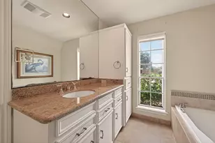 6 Charleston Street S, Sugar Land, TX 77478 - Photo 15
