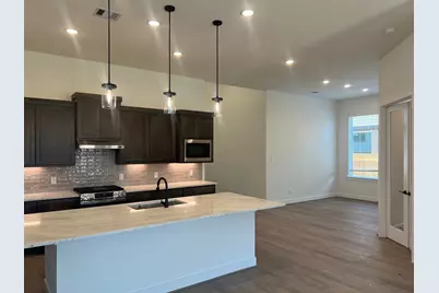 2334 Garden Arbor, Tomball, TX 77375 - Photo 3