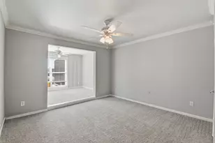 7535 Olympia Dr, Houston, TX 77063 - Photo 25