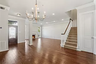 7535 Olympia Dr, Houston, TX 77063 - Photo 7