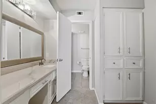 7535 Olympia Dr, Houston, TX 77063 - Photo 25