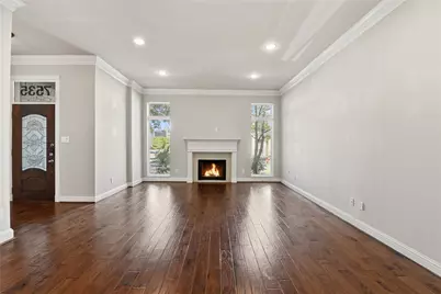 7535 Olympia Drive, Houston, TX 77063 - Photo 5